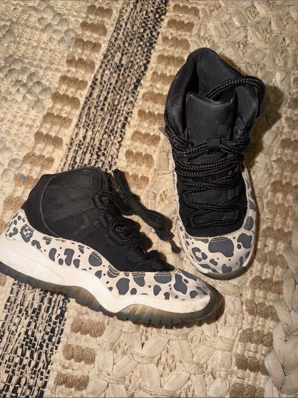 Jordan 11 ANIMAL INSTINCT sz 12.5c unisex sneakers